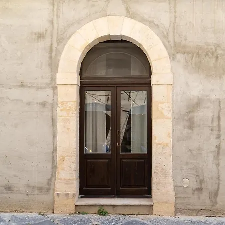 Apartment Lovely In The Historic Center Of Ortigia